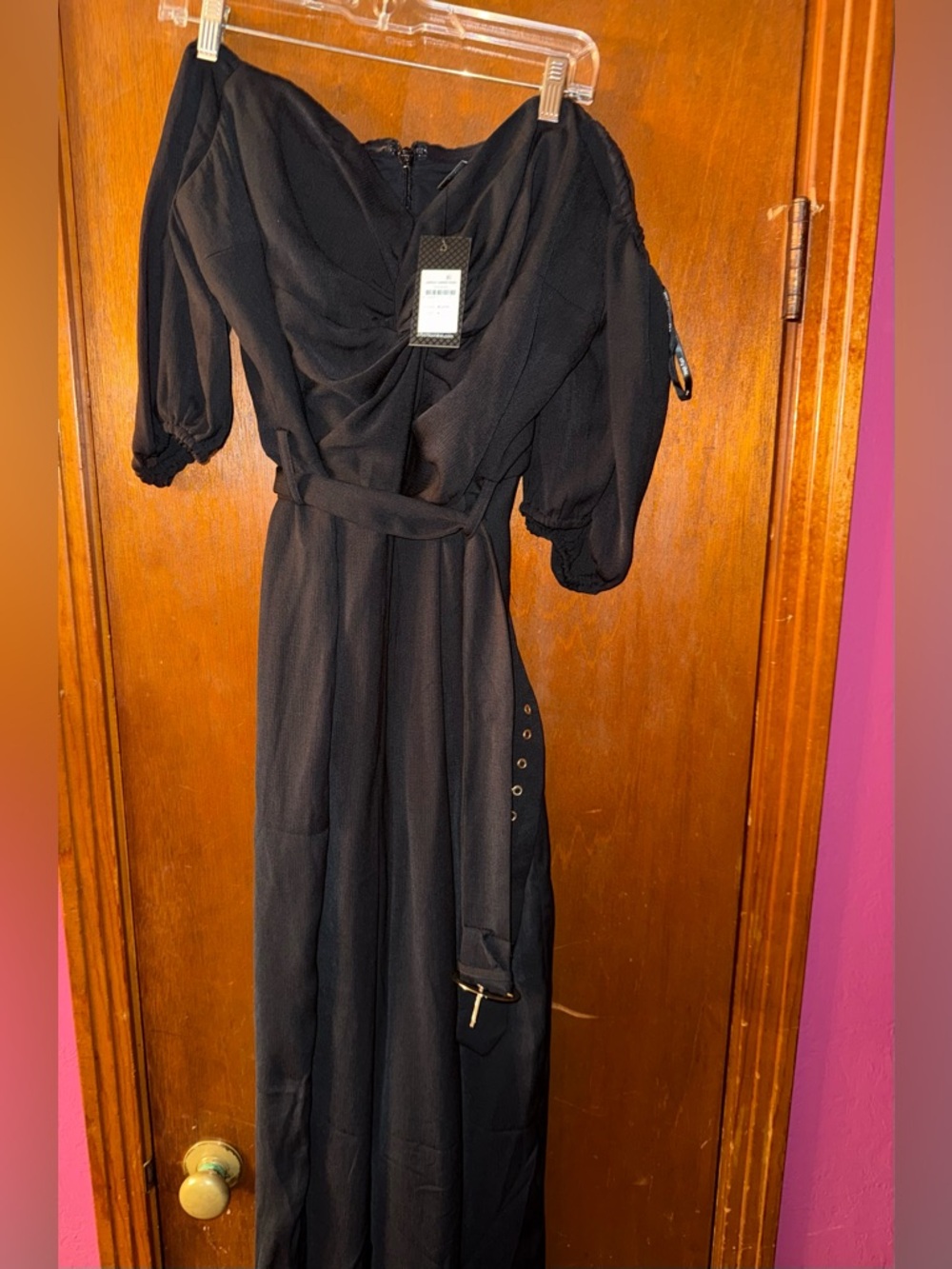 New City Chic Black off-the-shoulder jumpsuit with Waist Belt 🖤